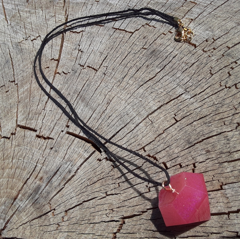 Pink resin diamond necklace